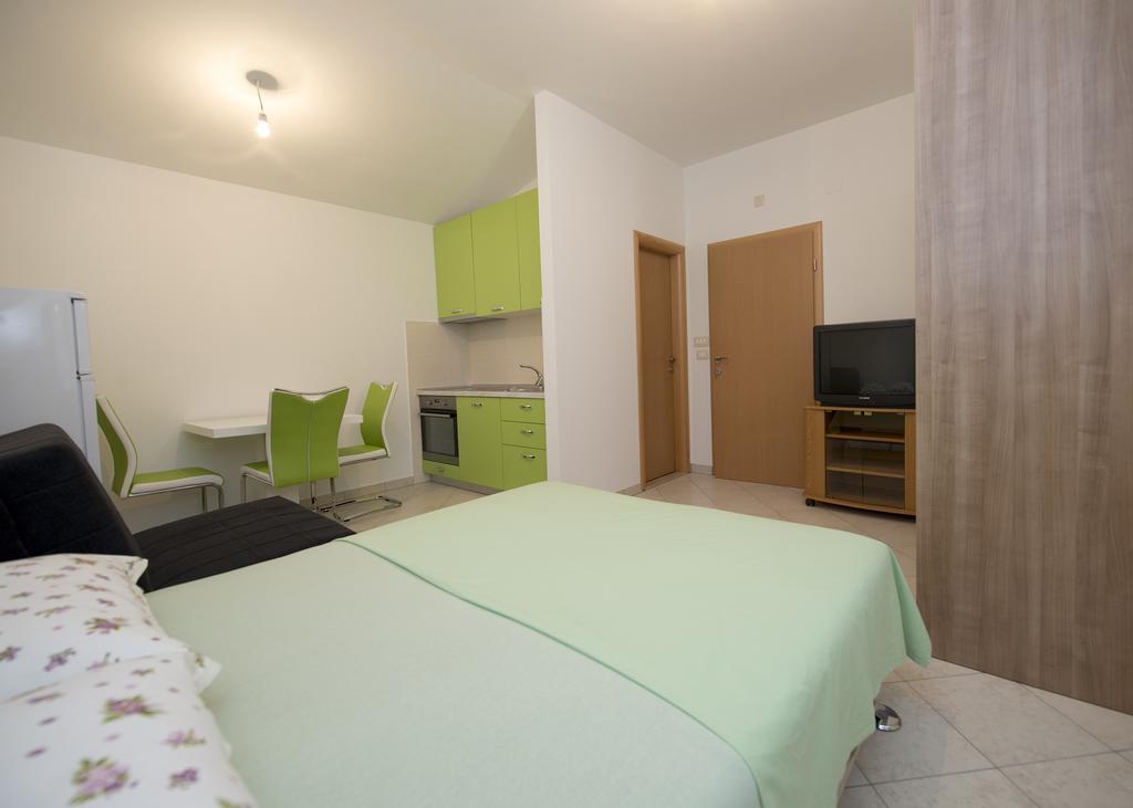 Tesija Appartement *