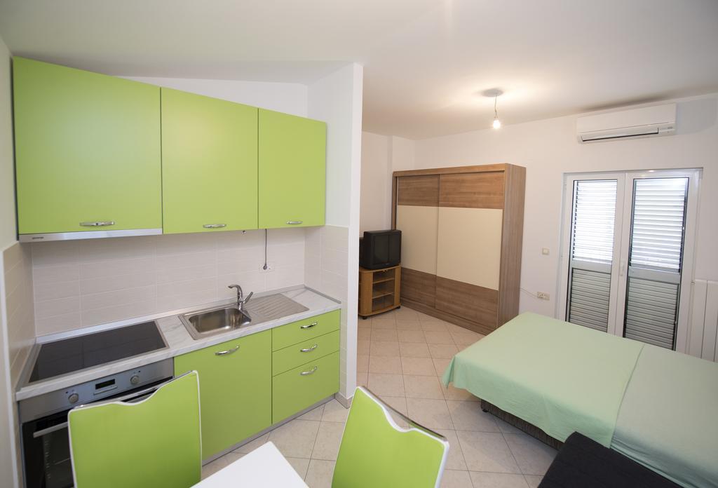 Tesija Appartement *